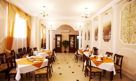 Малый обеденный зал 2